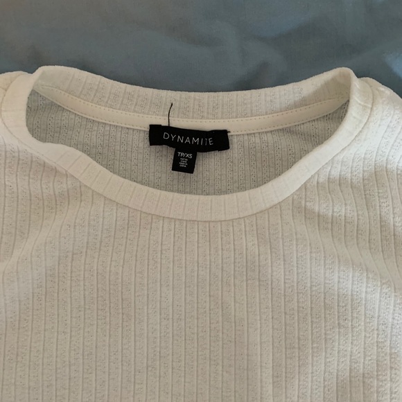 White long sleeve - Picture 2 of 3